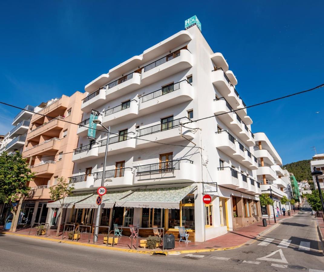 סנטה אאולריה דס ריו Hostal Y Apartamentos Santa Eulalia מראה חיצוני תמונה