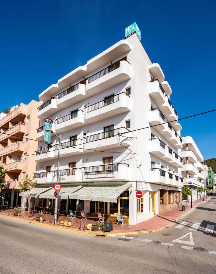 סנטה אאולריה דס ריו Hostal Y Apartamentos Santa Eulalia מראה חיצוני תמונה